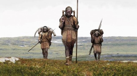 Künstlerische Rekonstruktion einer Jäger-Sammler-Gruppe aus der Eiszeit. Foto: Tom Björklund